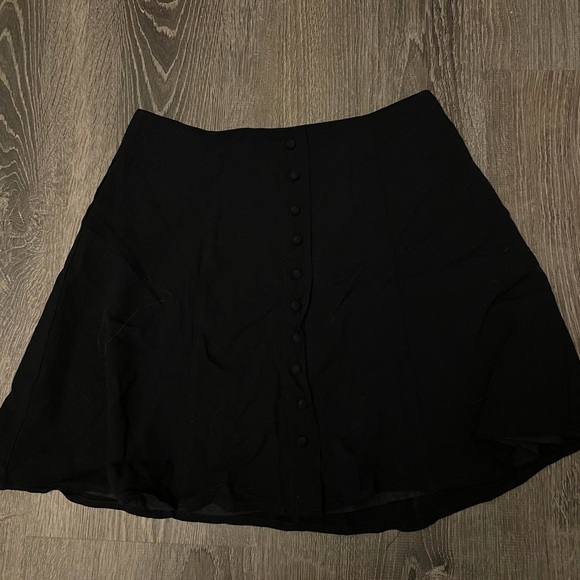 Forever 21 black skirt - Picture 1 of 3